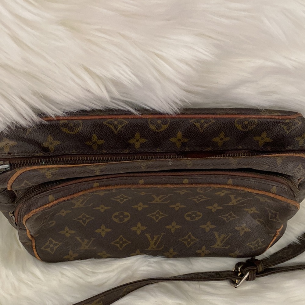 Louie Vuitton Satchel Bag Over The Shoulder. LV Beautiful Vintage Bag - Picture 11 of 11
